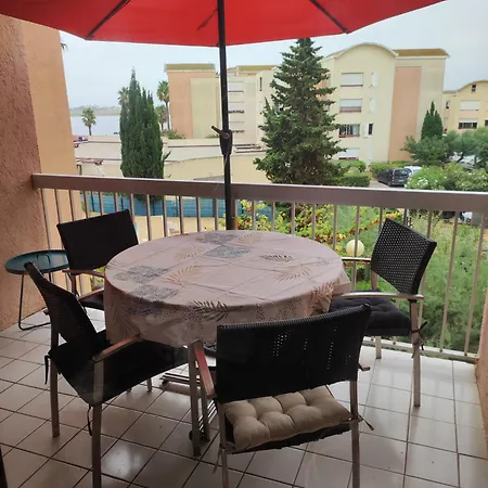 Apartmán 2 Mitoyens Avec Climatisation, Piscine Et Parking - Plages Et Port A 100m