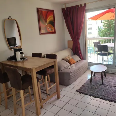 Apartmán 2 Mitoyens Avec Climatisation, Piscine Et Parking - Plages Et Port A 100m *